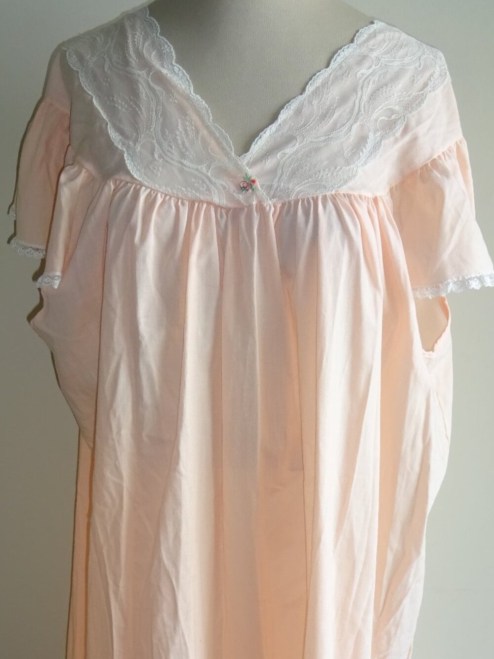 Vintage 1980s Nancy King Lingerie Peach Nightgown Gown 3X White Floral Lace USA